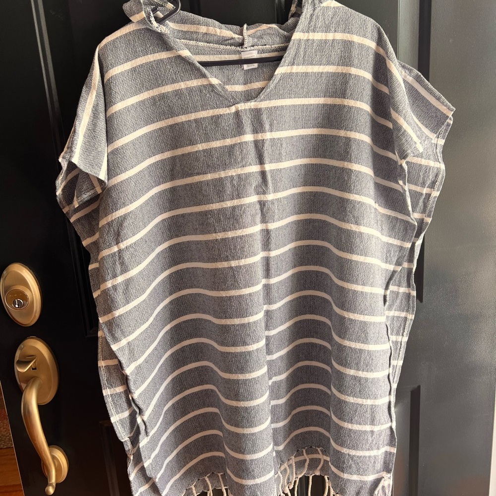 Zestt Organic Striped Poncho